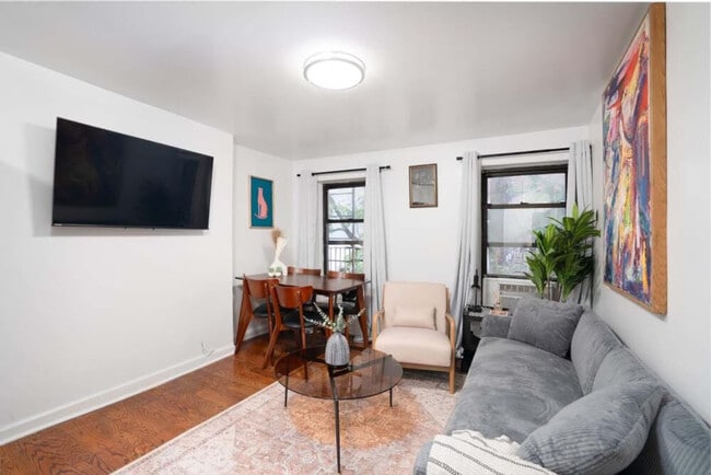 property at 225 E 30th St