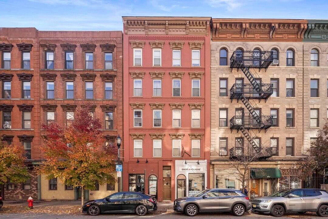 159 14th St in Hoboken, NJ - Foto de edificio