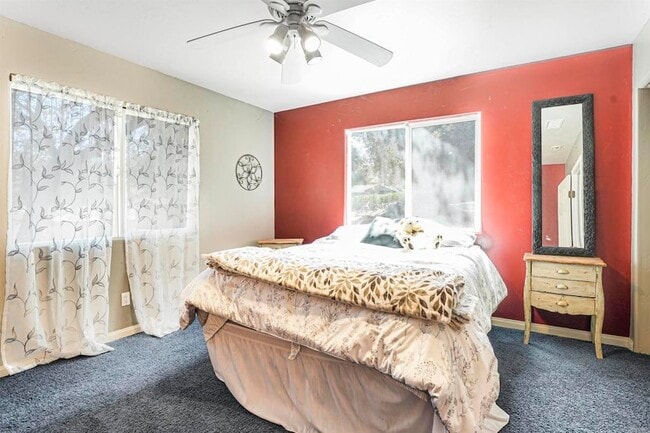property at 29012 Oak Ln