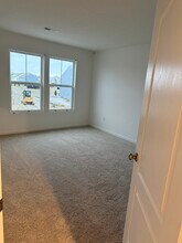 3372 Dewdrop Way in Batavia, OH - Building Photo - Building Photo