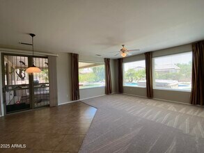 21705 N Black Bear Lodge Dr in Surprise, AZ - Building Photo - Building Photo