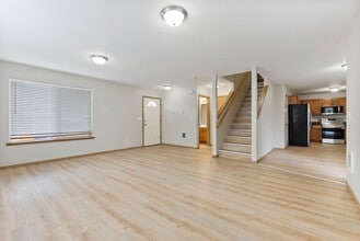 12618 SE Ramona St in Portland, OR - Building Photo - Building Photo