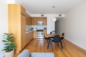 Boltwood Place Apartments in Amherst, MA - Foto de edificio - Building Photo