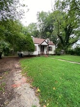 117 Semple Rd in Williamsburg, VA - Foto de edificio - Building Photo
