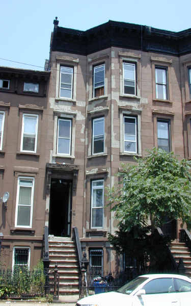 709 Putnam Ave in Brooklyn, NY - Building Photo