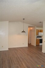 404 Alpine St-Unit -A in Killeen, TX - Building Photo - Building Photo