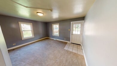 306 Kenneth St in Greensburg, PA - Building Photo - Building Photo