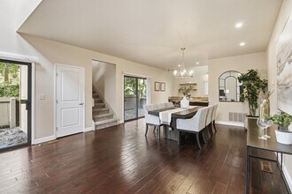 2220 Boyer Dr in Carmichael, CA - Building Photo - Building Photo