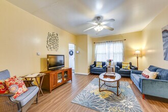 504 Center St in East Pittsburgh, PA - Building Photo - Building Photo