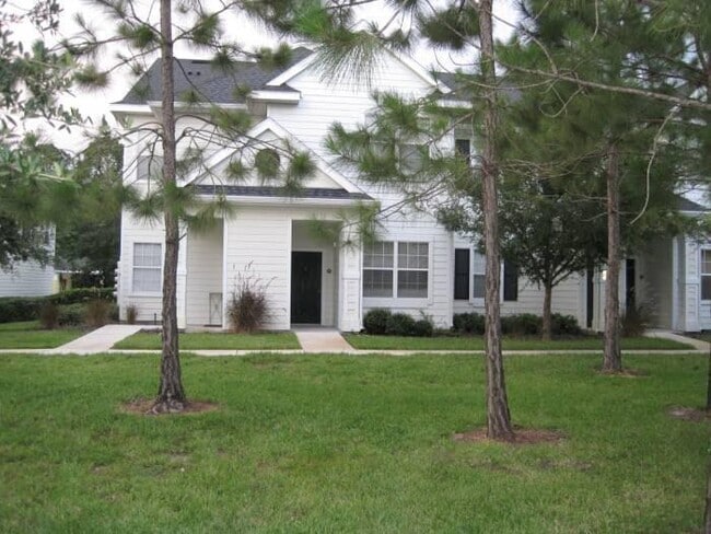property at 225 Southern Pecan Cir