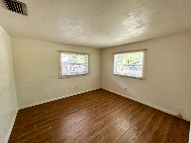 626 W Mango St in Lantana, FL - Building Photo - Building Photo