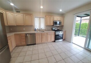 315 Washington Ave in New Rochelle, NY - Foto de edificio - Building Photo