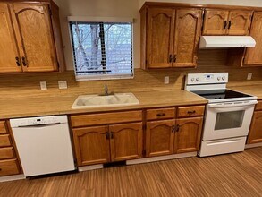 3862 Bingham Creek Dr in West Jordan, UT - Building Photo - Building Photo