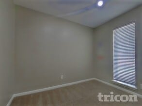 902 Lanell St in Deer Park, TX - Building Photo - Building Photo