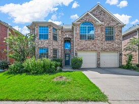 3005 Manor Green Blvd in Euless, TX - Building Photo