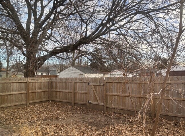 1417 43rd St in Moline, IL - Building Photo - Building Photo