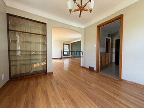 4566 W 226th St in Fairview Park, OH - Building Photo - Building Photo