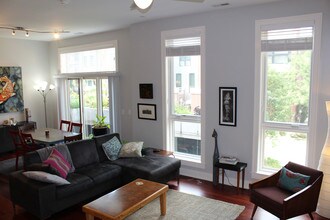 1019 Marcy Plaza in Omaha, NE - Foto de edificio - Building Photo