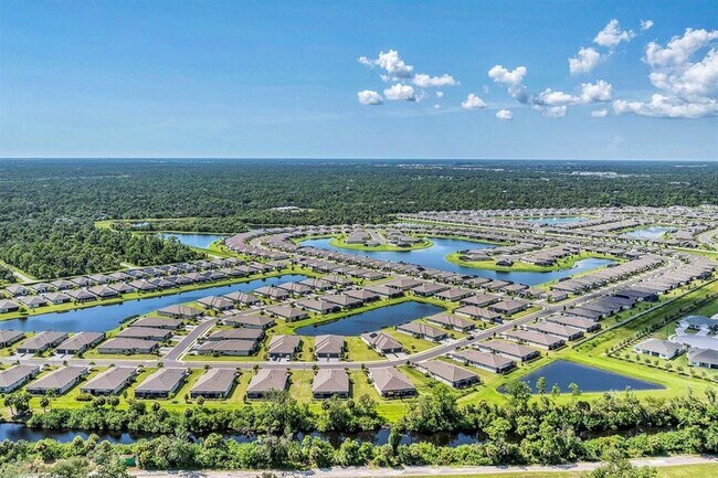 2049 Bonito Wy in Port Charlotte, FL - Building Photo - Building Photo