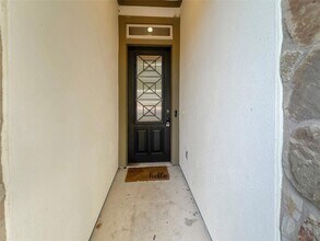 7112 Cut Plains Trail in Austin, TX - Foto de edificio - Building Photo