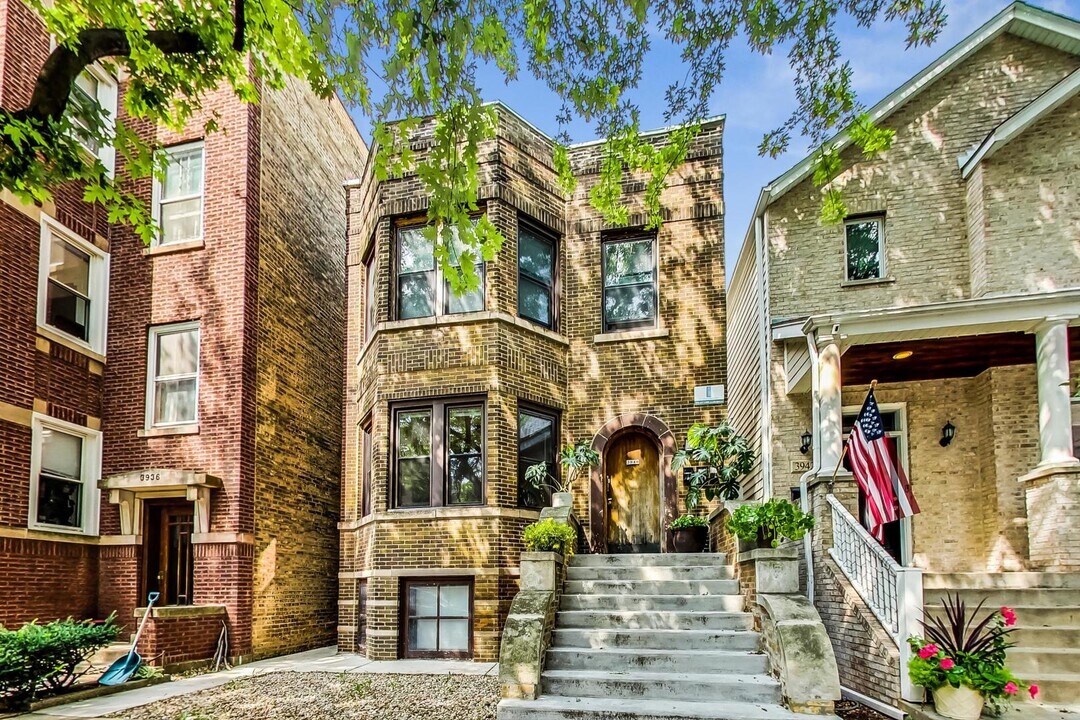 3940 N Marshfield Ave in Chicago, IL - Building Photo