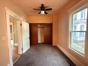 1219 Parmele St in Rockford, IL - Building Photo - Building Photo