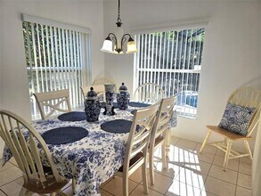 1027 Balmoral Dr in Davenport, FL - Building Photo - Building Photo
