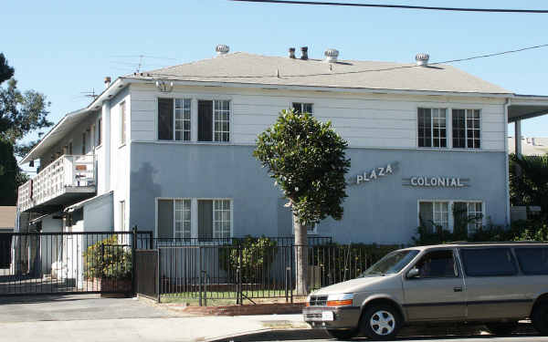 Plaza Colonial in North Hollywood, CA - Building Photo - Building Photo