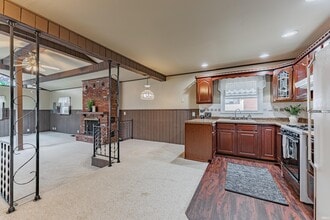 724 E Lincoln Ave in Mount Vernon, IN - Building Photo - Building Photo