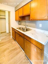 8300 W 31st St in St. Louis Park, MN - Foto de edificio - Building Photo