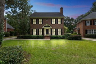 10 Old Woodlands Ct in Columbia, SC - Building Photo