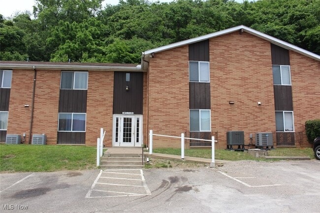 property at 200 W 36th St