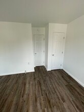 2 Oakland Sq, Unit 3 in Pittsburgh, PA - Building Photo - Building Photo