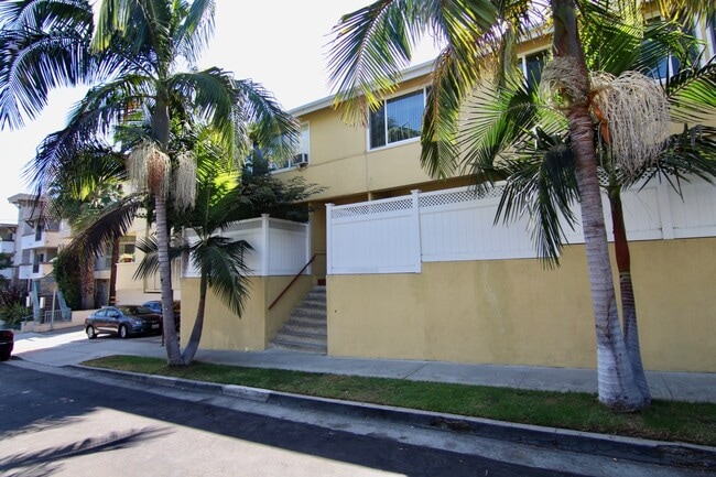 1403 Butler Ave, Unit 1403