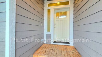 2467 Schley Blvd in Bremerton, WA - Building Photo - Building Photo