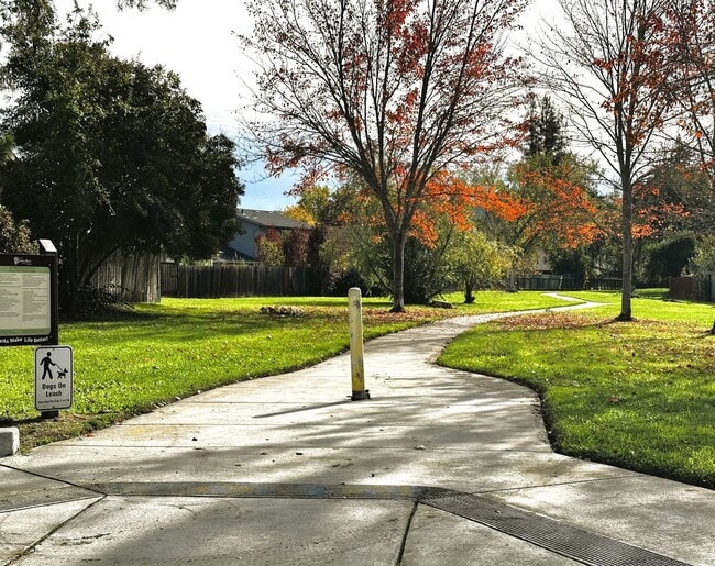 property at 432 Cambiaso Pl