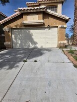 5784 Akron Ct in Las Vegas, NV - Building Photo