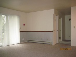 Porter Place Apartments in Plover, WI - Building Photo - Interior Photo