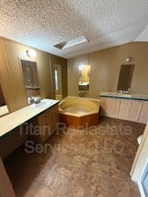 1835 S Lake Arthur Ave in Jennings, LA - Foto de edificio - Building Photo