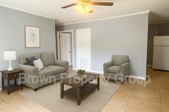 501 Weaver St in Spring Lake, NC - Building Photo - Building Photo