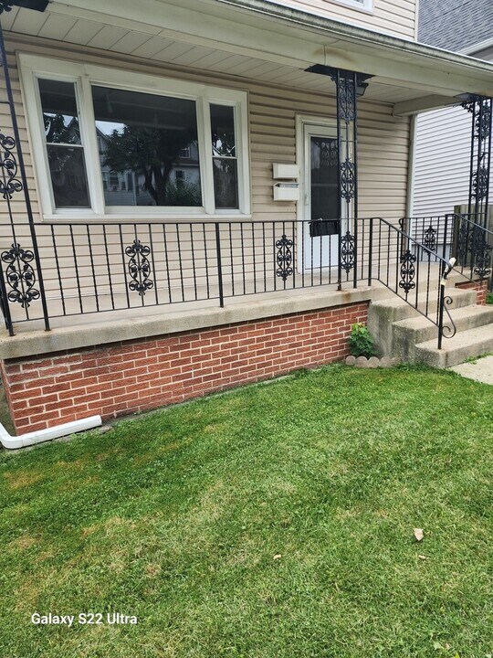 13329 S Buffalo Ave in Chicago, IL - Building Photo