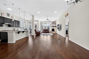 18211 Kilmacolm Dr in Richmond, TX - Building Photo