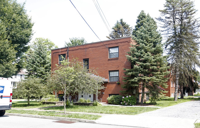 10 Pine St in Sewickley, PA - Foto de edificio - Building Photo