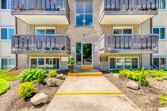 242 Linwell Rd in St Catharines, ON - Building Photo - Building Photo