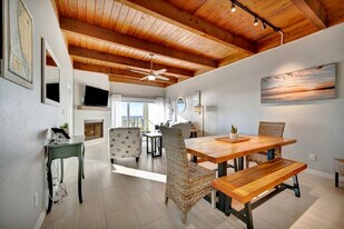 19530 Gulf Blvd in Indian Shores, FL - Building Photo