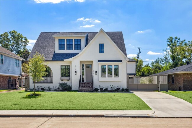 property at 3115 Castlewood St