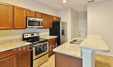 1034 Brierfield Dr in Jacksonville, FL - Building Photo - Building Photo