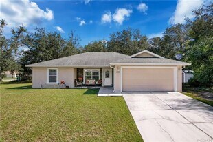 8329 N Dandelion Way in Citrus Springs, FL - Building Photo