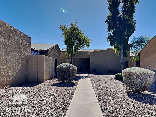 property at 1861 E Kirkland Ln