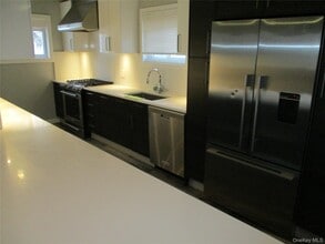 99 N Strathmore St in Valley Stream, NY - Building Photo - Building Photo